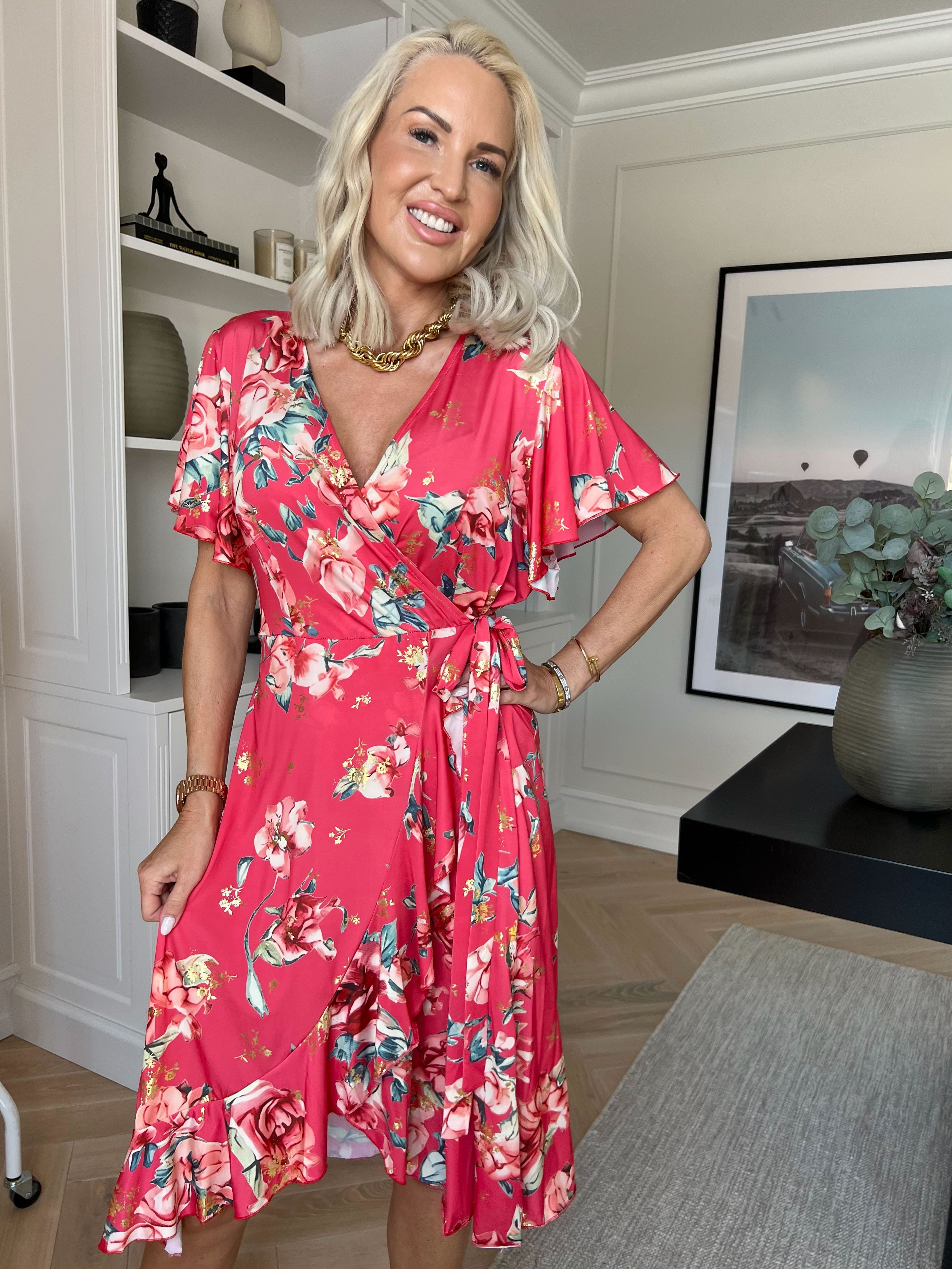 Savina Rose S/S - Blomstret elastisk kjole i slå-om-look